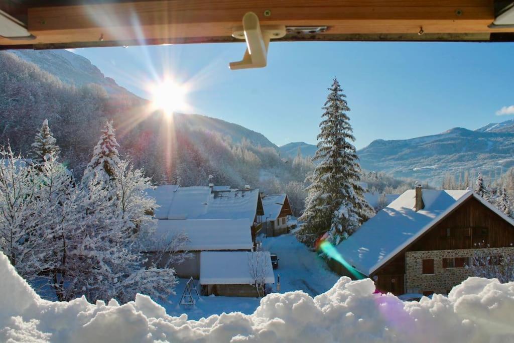Bel Appartement - Parc National Des Ecrins Pelvoux Exterior foto